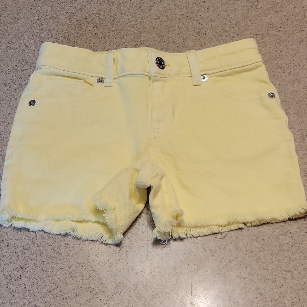 Cat & Jack Kids Yellow Shorts Frayed Hem Size 6/7